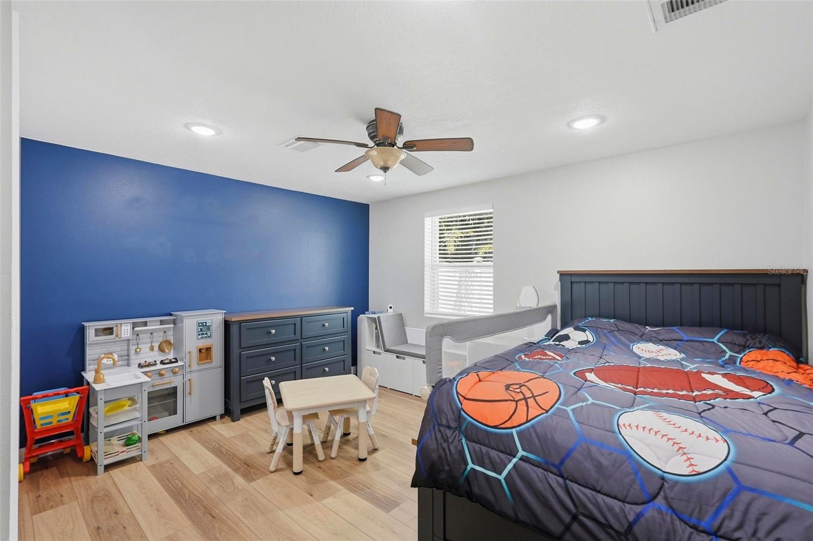 JUNGLE TERRACE SEC B - Residential