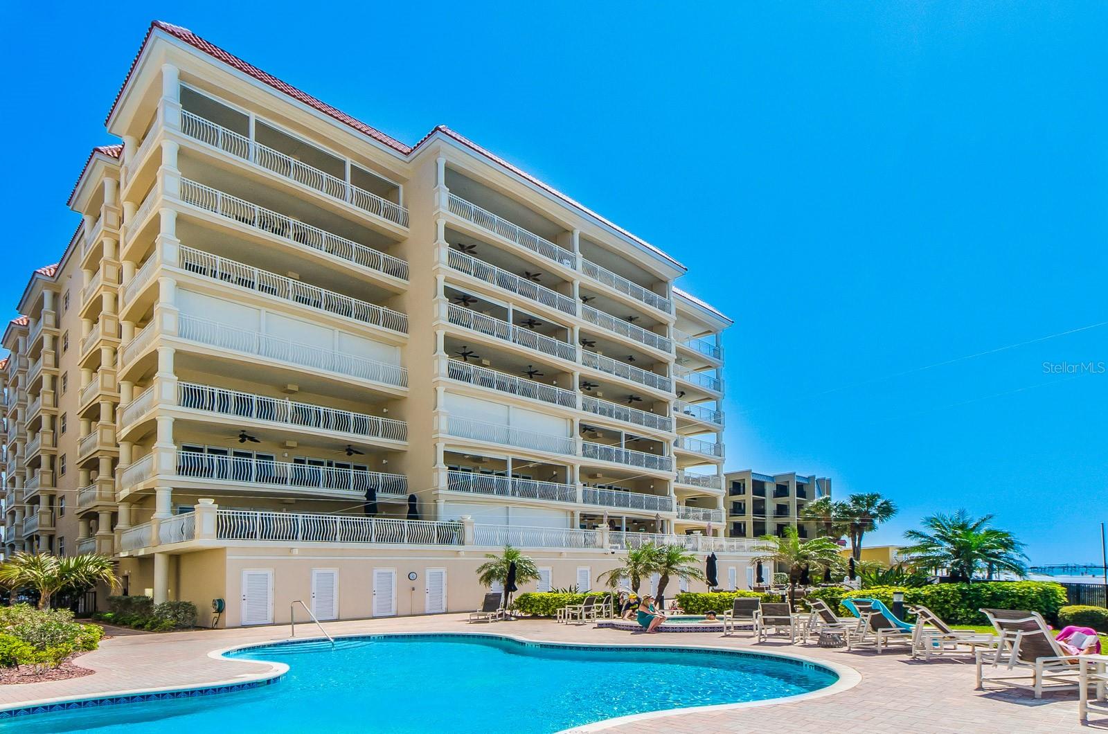 17720 GULF BOULEVARD A702