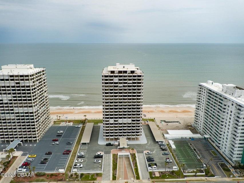 ALIKI CONDO - Residential