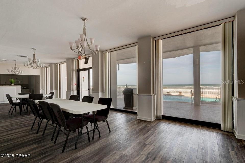 ALIKI CONDO - Residential