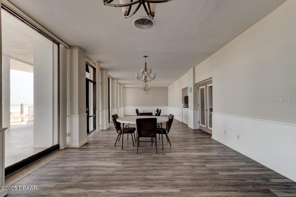 ALIKI CONDO - Residential