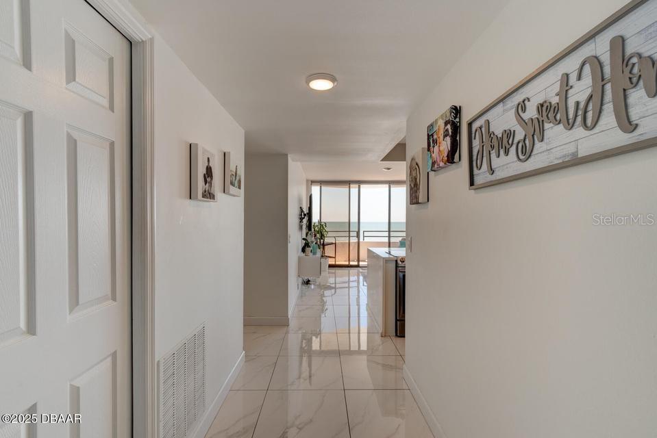 ALIKI CONDO - Residential