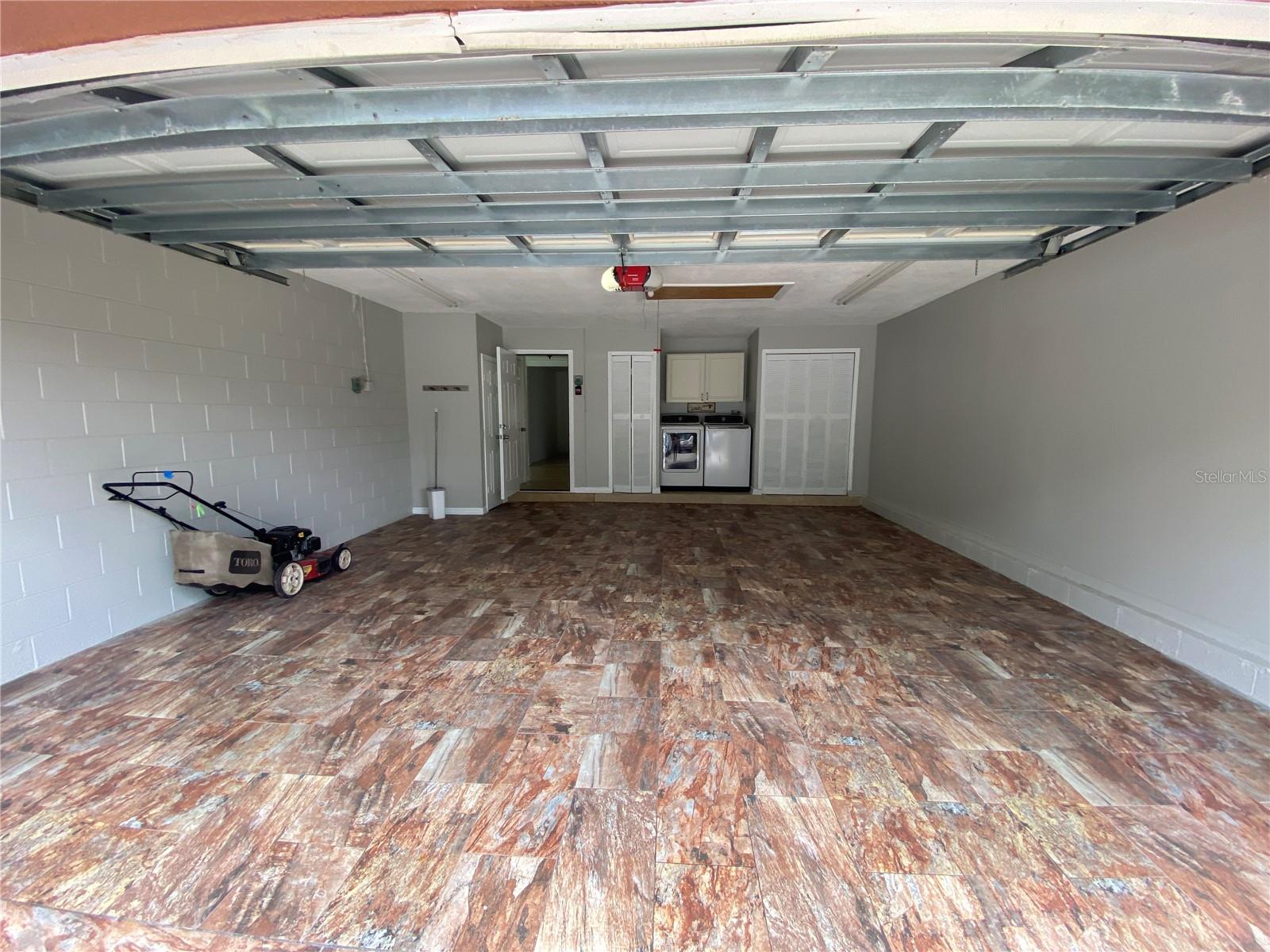 MYRTLE LAKE HILLS - Residential