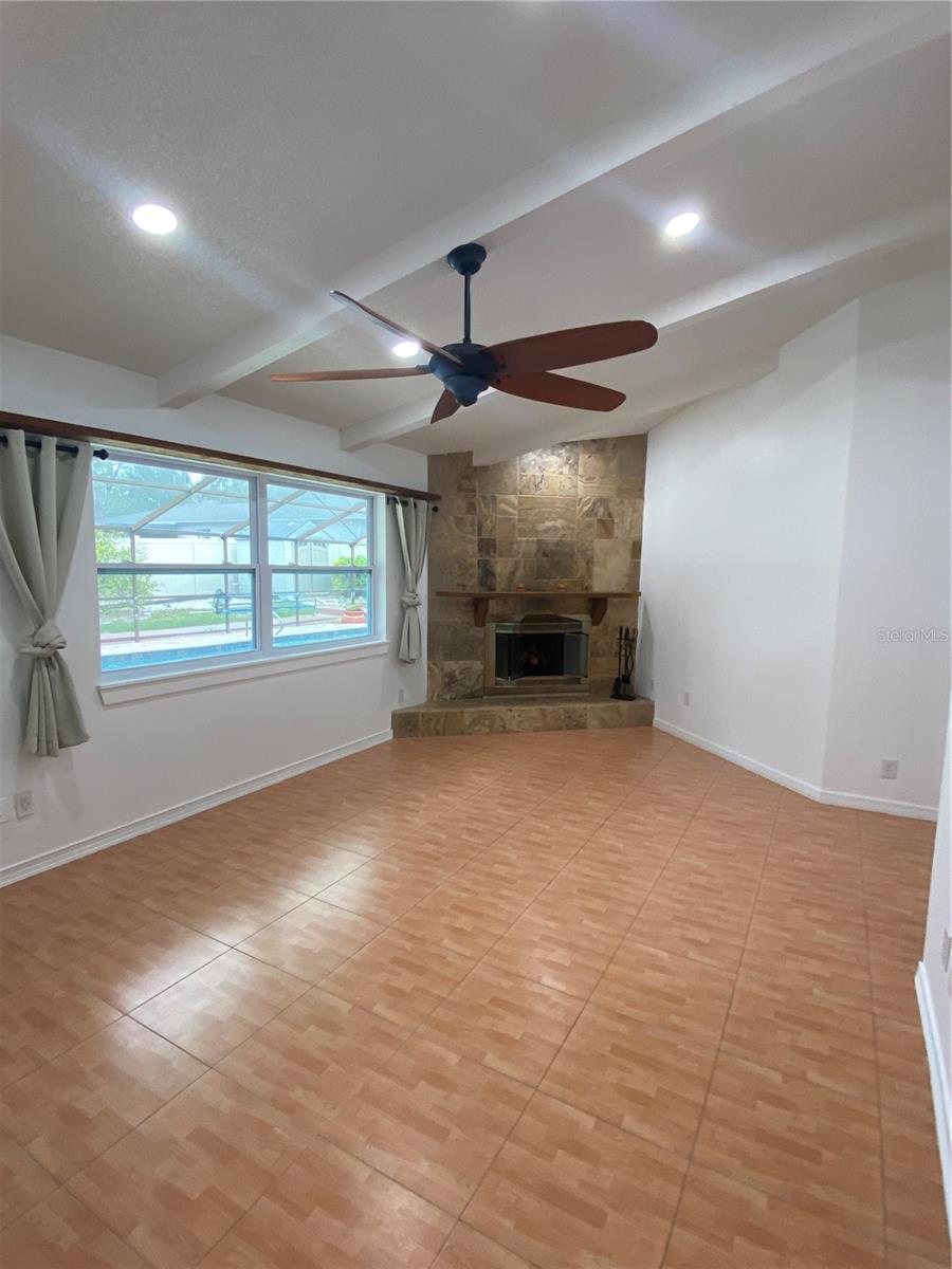 MYRTLE LAKE HILLS - Residential