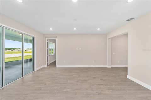 Tiny photo for 10372 SW 105th Court, Ocala, FL 34481 (MLS # OM726538)