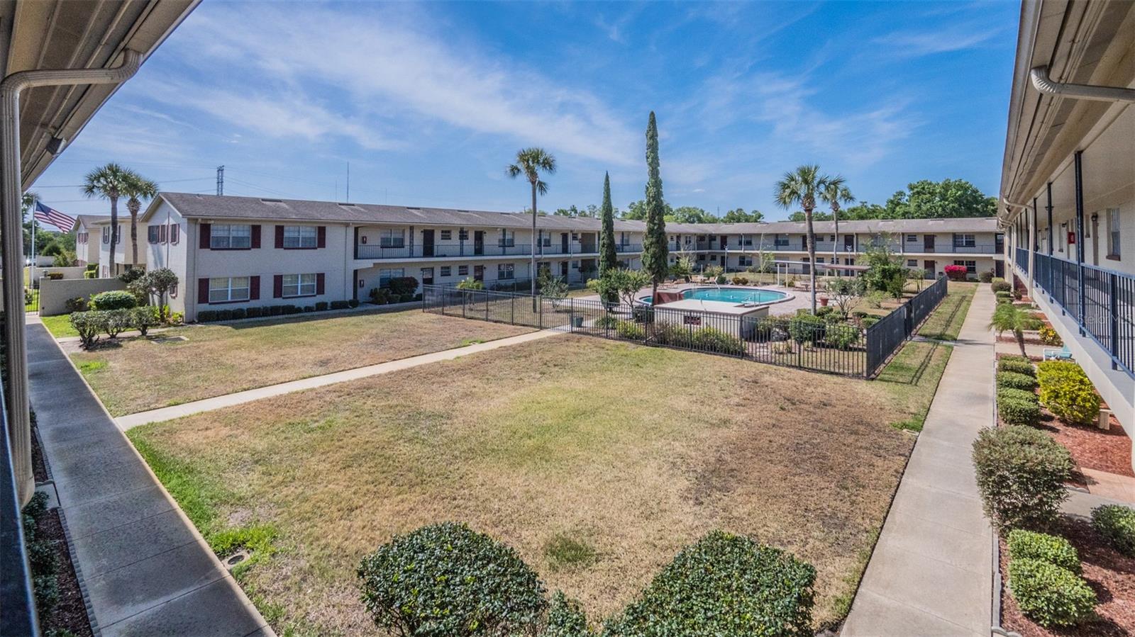 SILVER PINES GOLF VILLAGE CONDO - Residential
