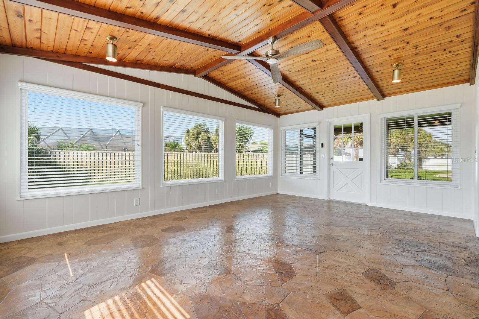 SEABRIDGE - Residential