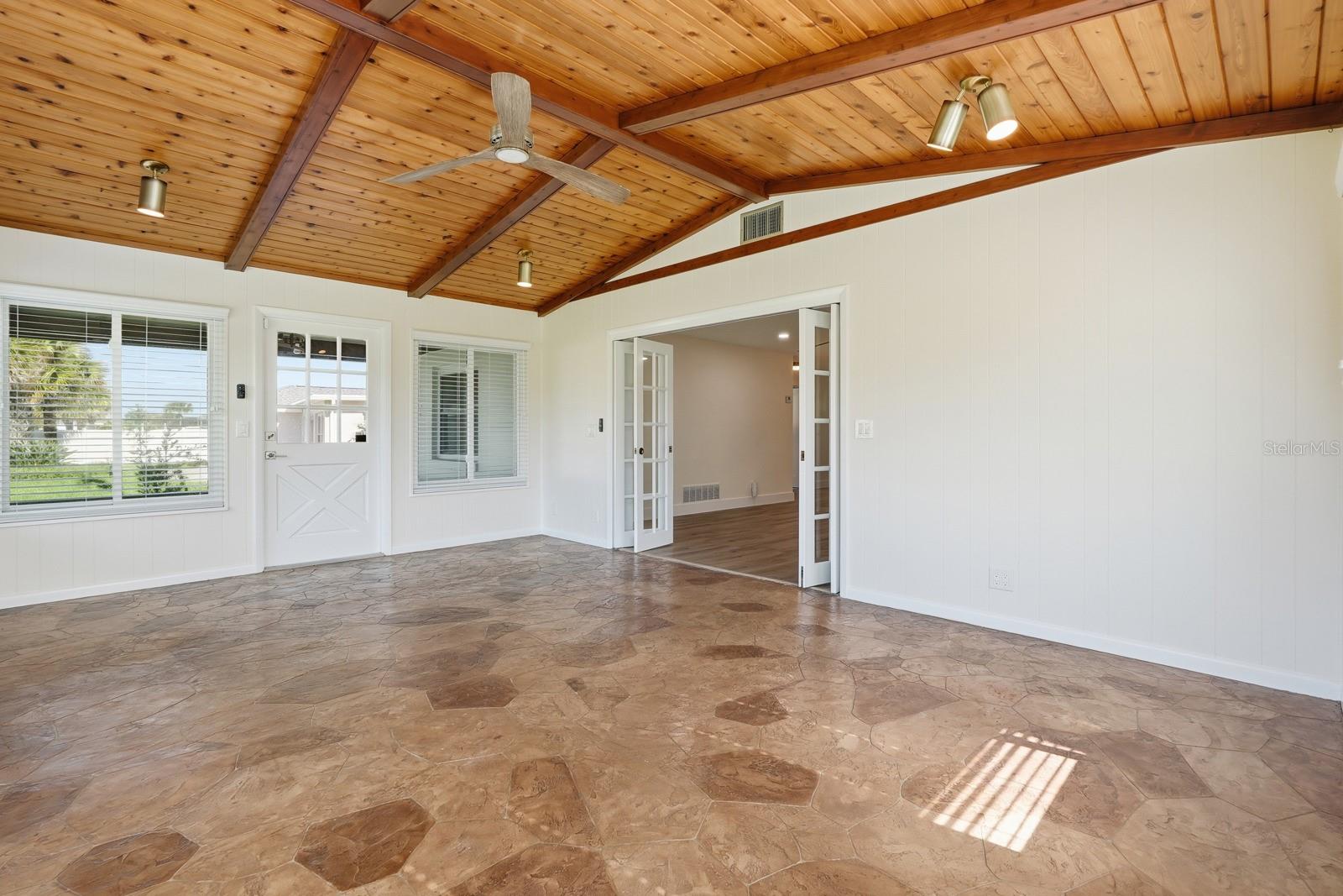 SEABRIDGE - Residential