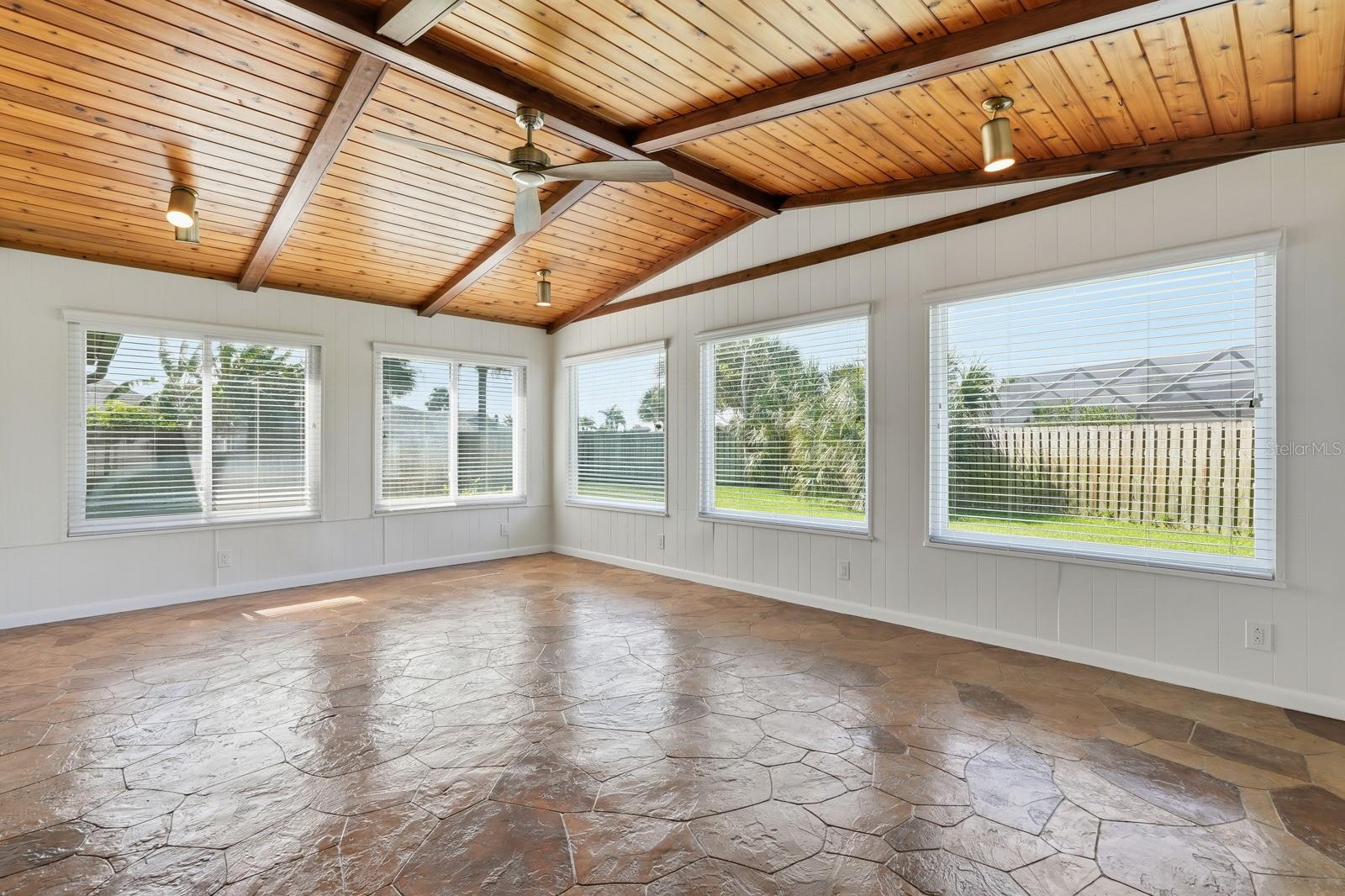 SEABRIDGE - Residential