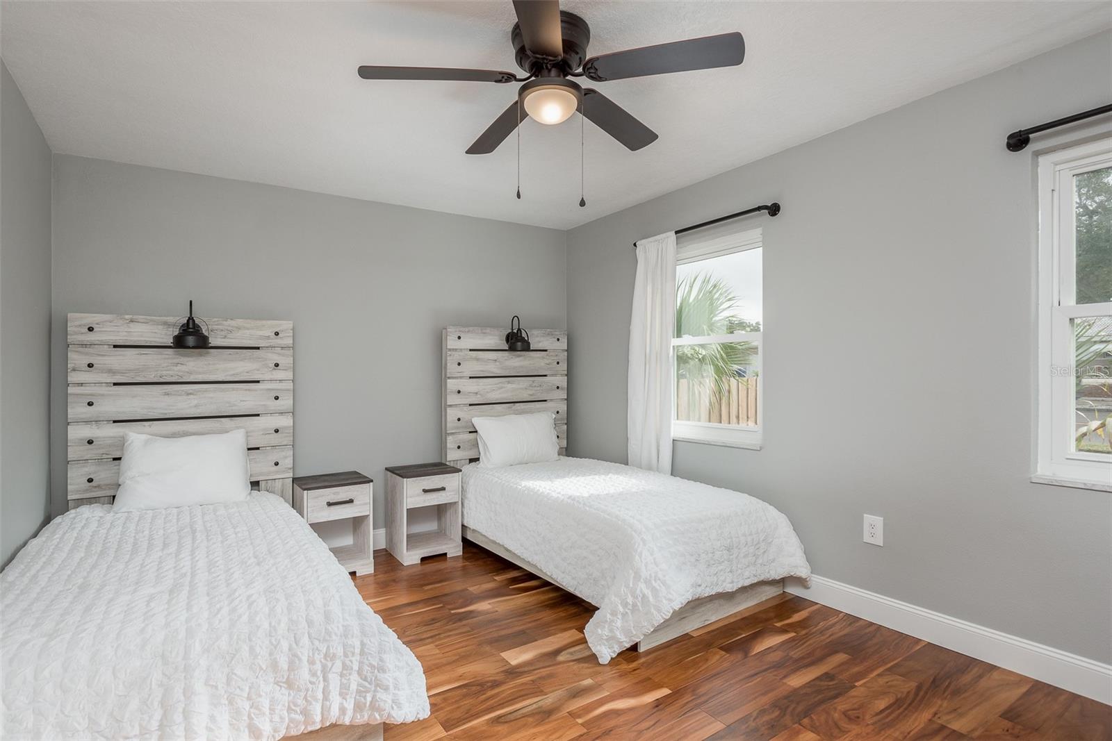 DUNEDIN ISLES 1 - Residential Lease