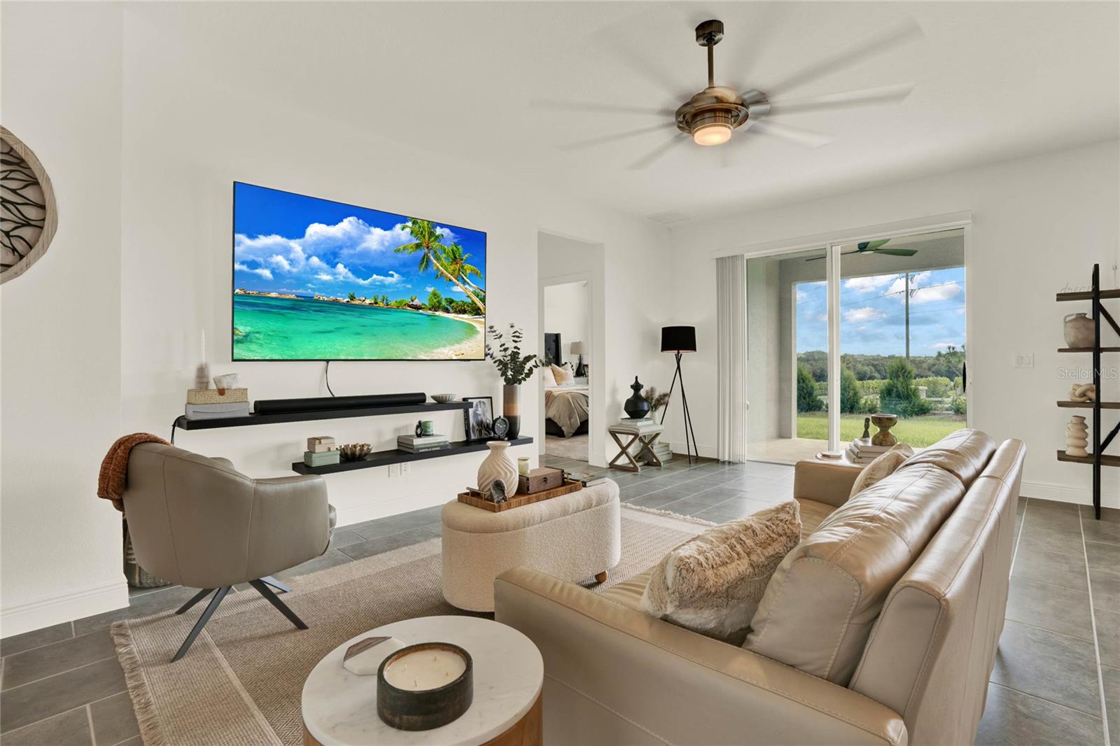 TRINITY LAKES - Residential