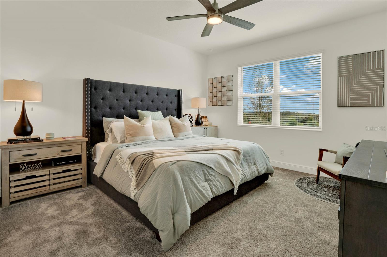 TRINITY LAKES - Residential