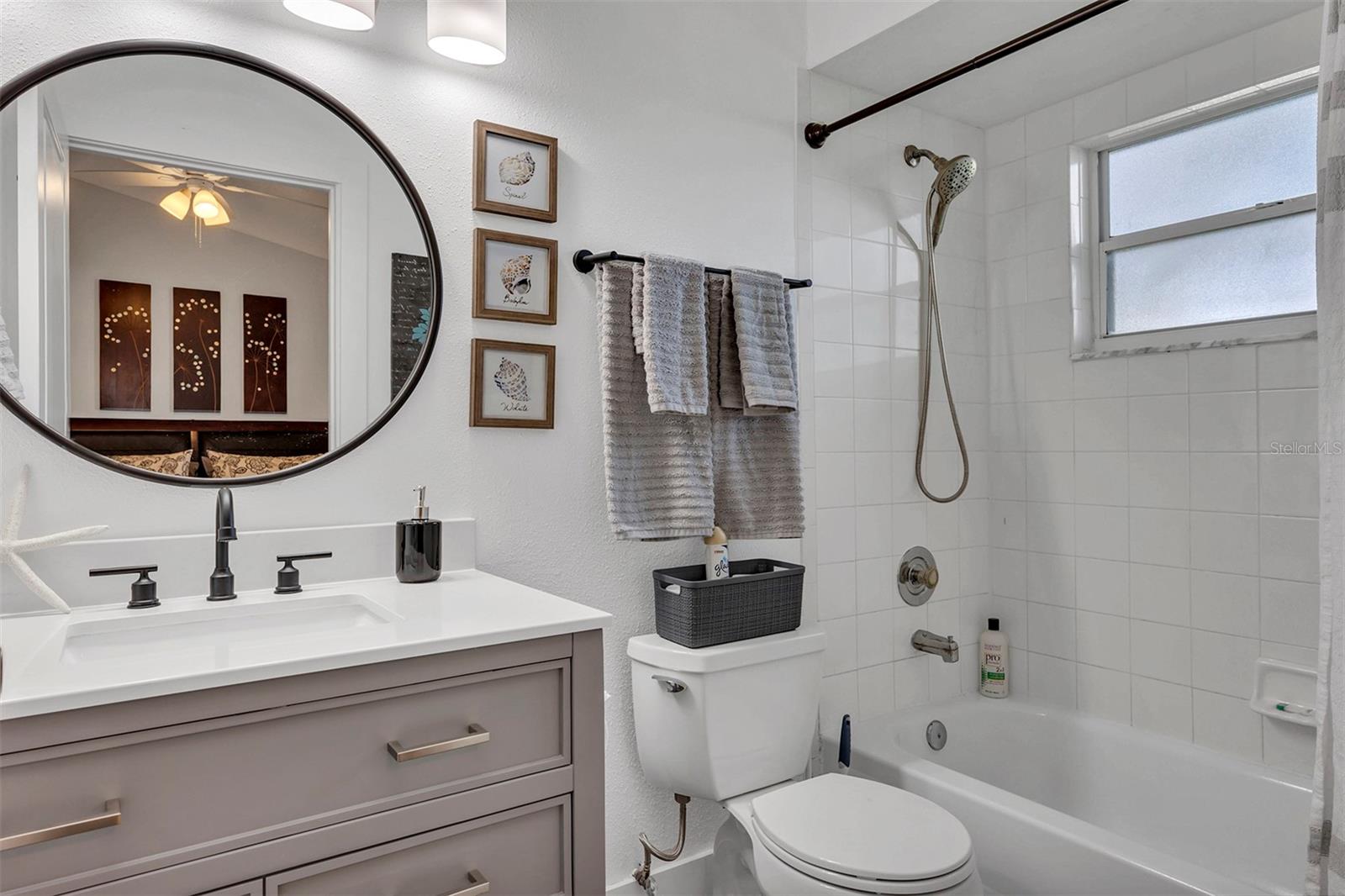 DEERSONG 2 - Residential Lease