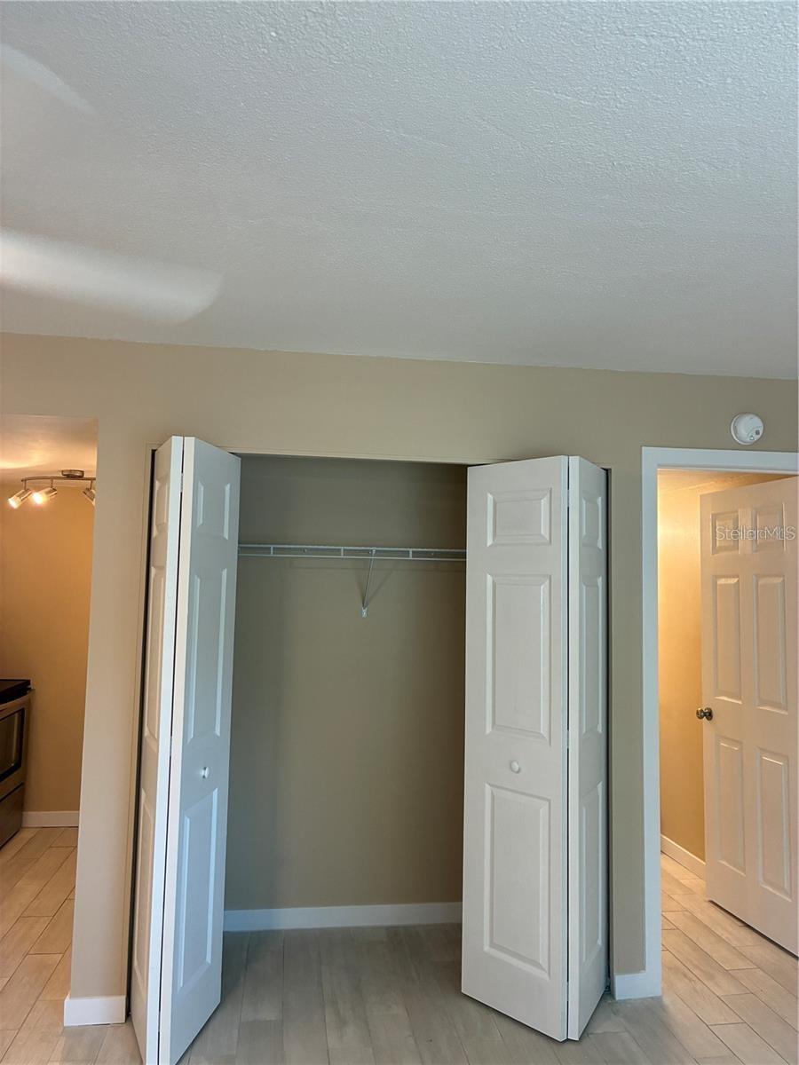 WATERSIDE CONDO II - Residential