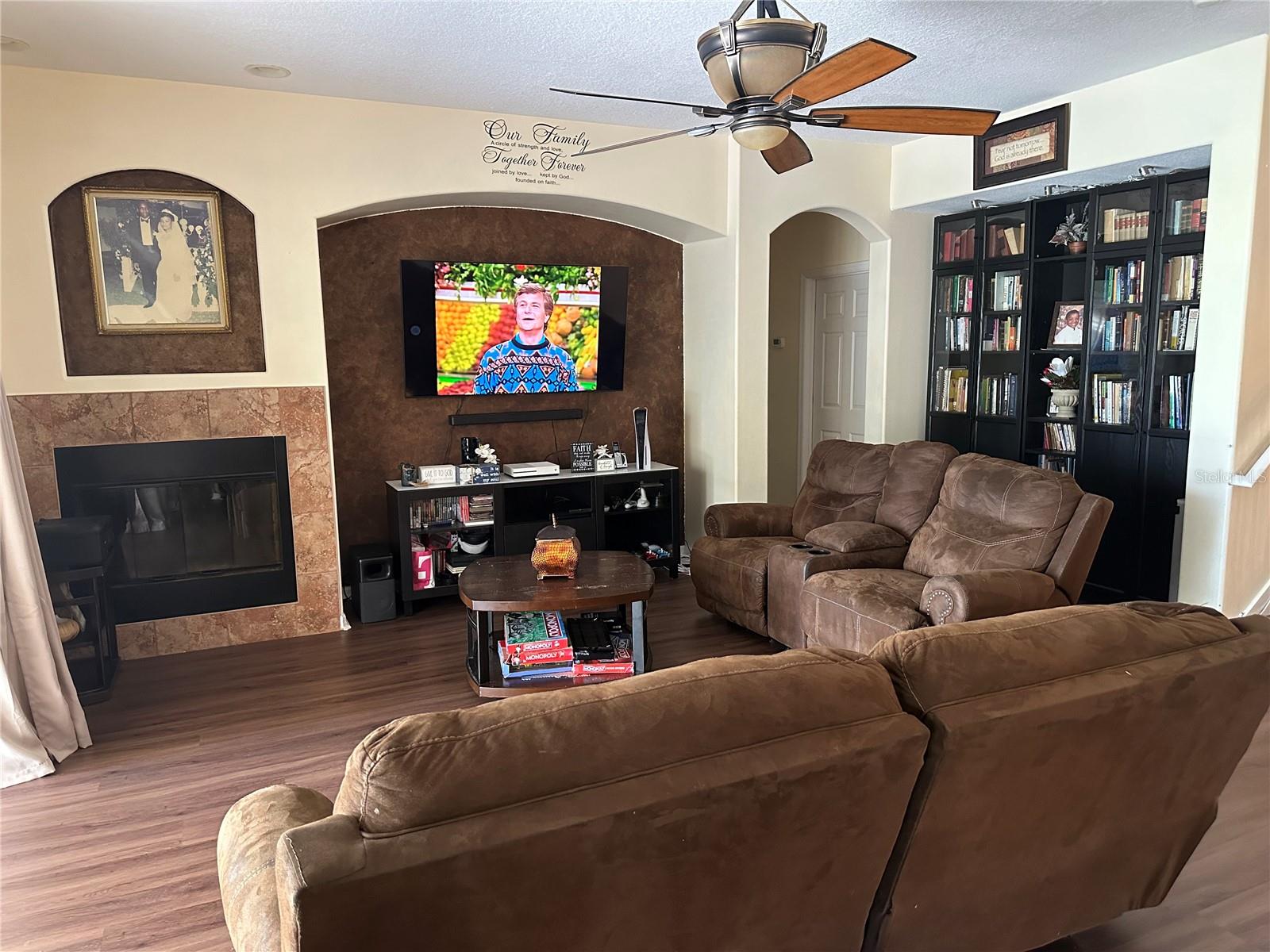 3635 DAYDREAM PLACE