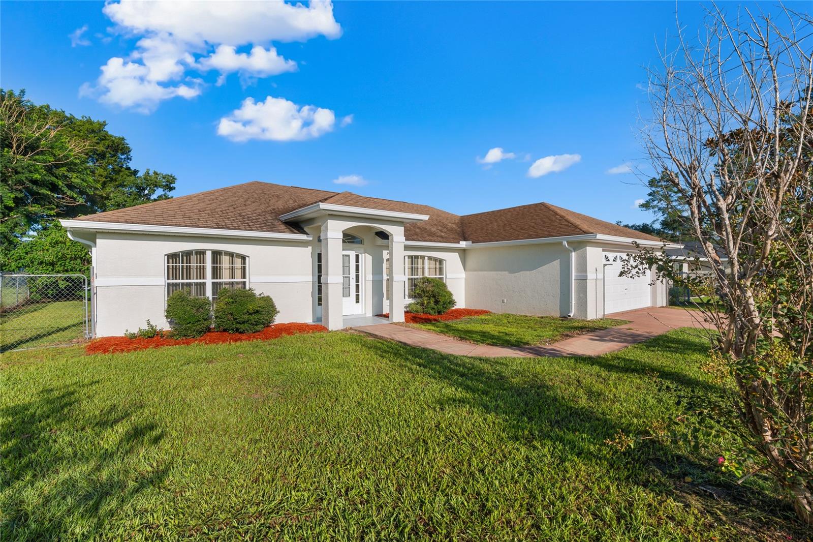 416 MARION OAKS LANE