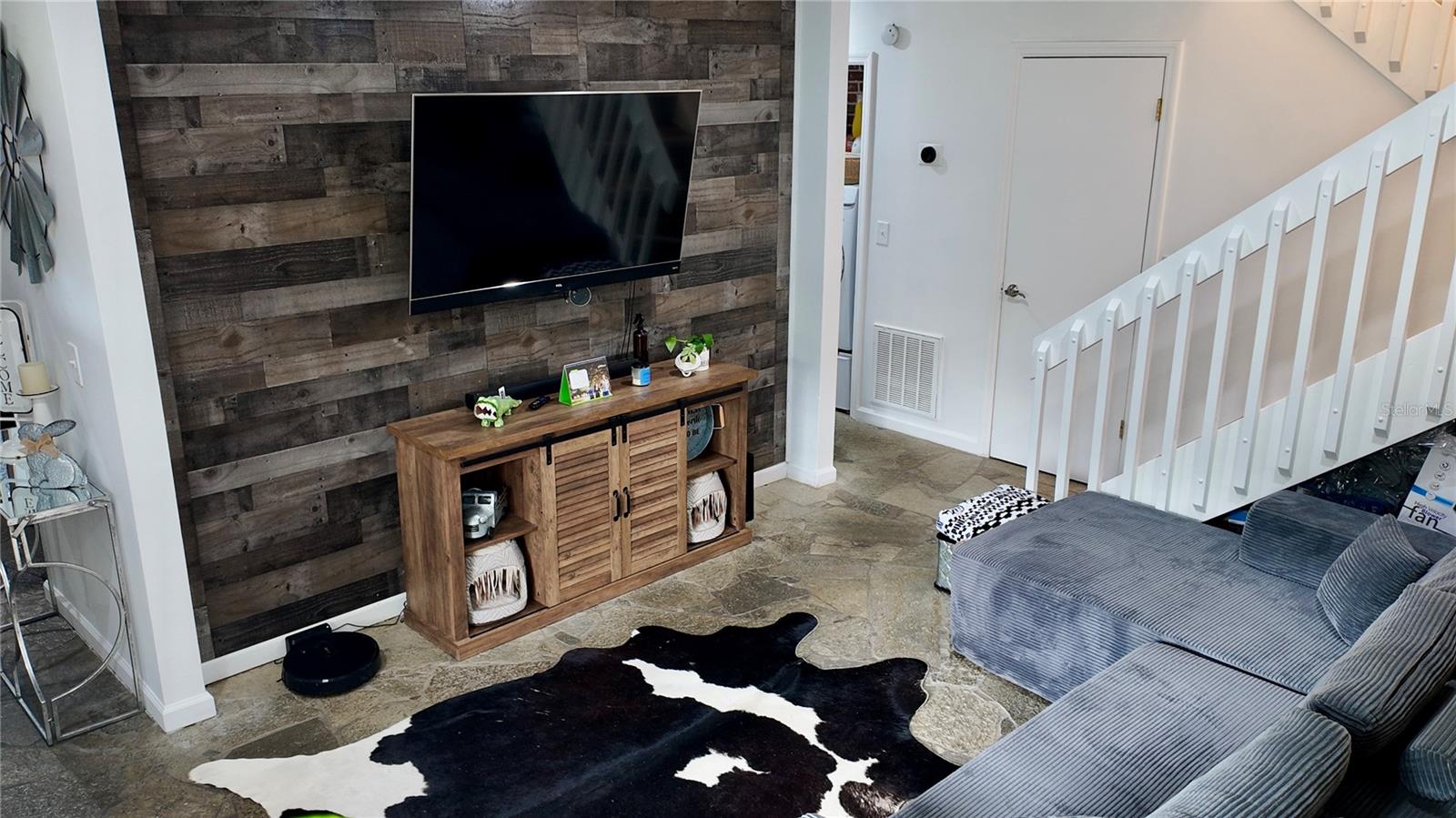 PHEASANT RUN AT ROSEMONT CONDO - Residential