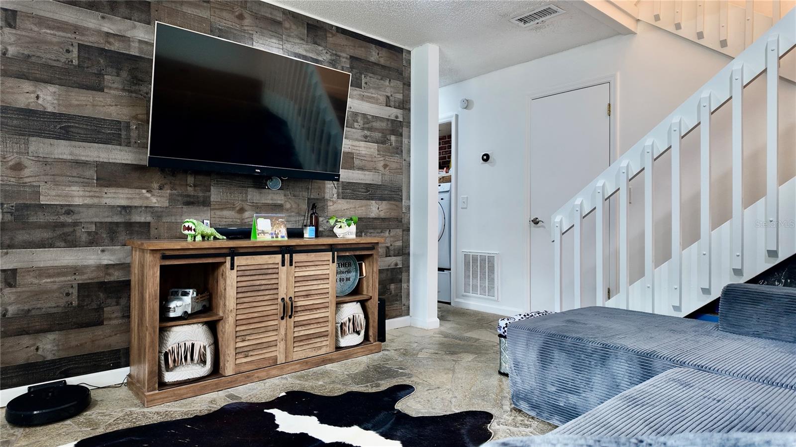 PHEASANT RUN AT ROSEMONT CONDO - Residential