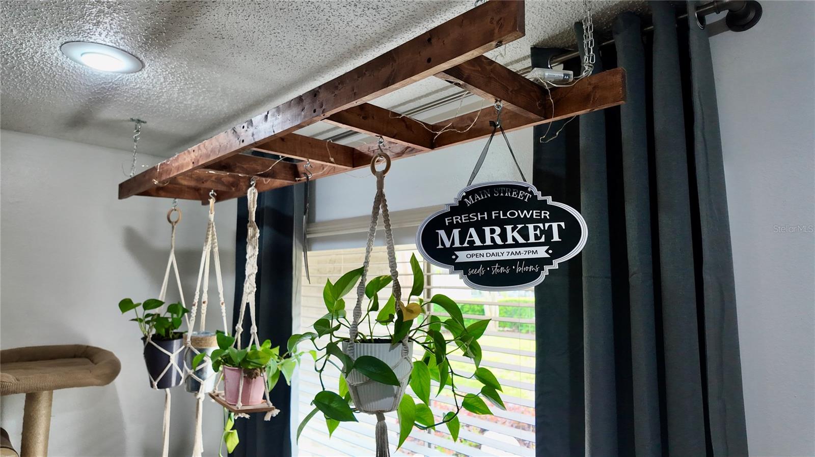 PHEASANT RUN AT ROSEMONT CONDO - Residential