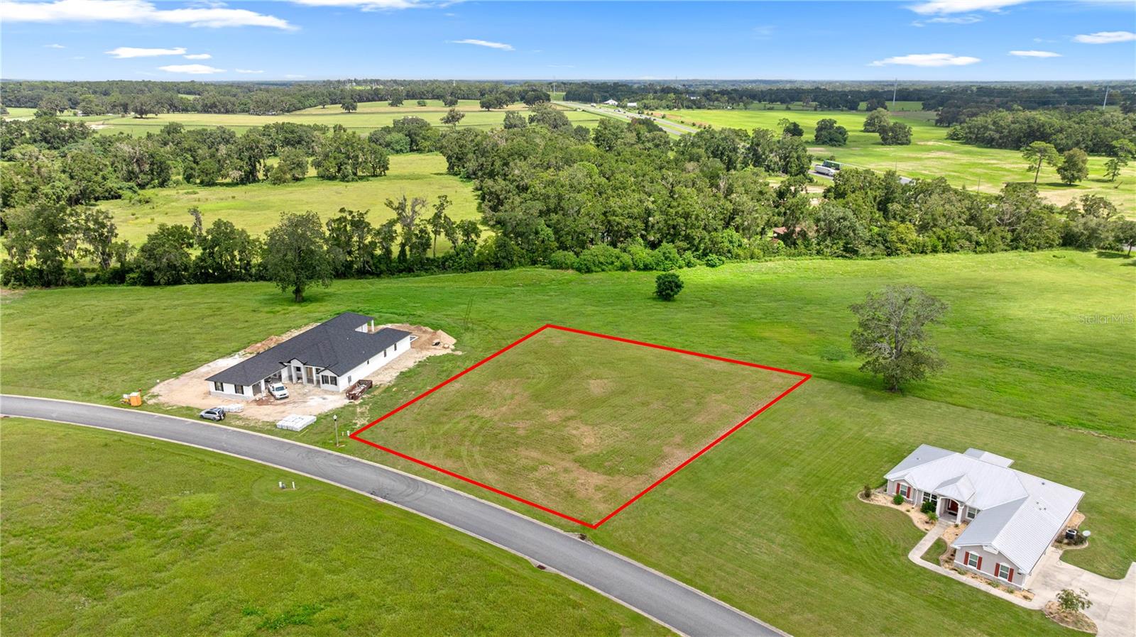 IRISH ACRES - Land