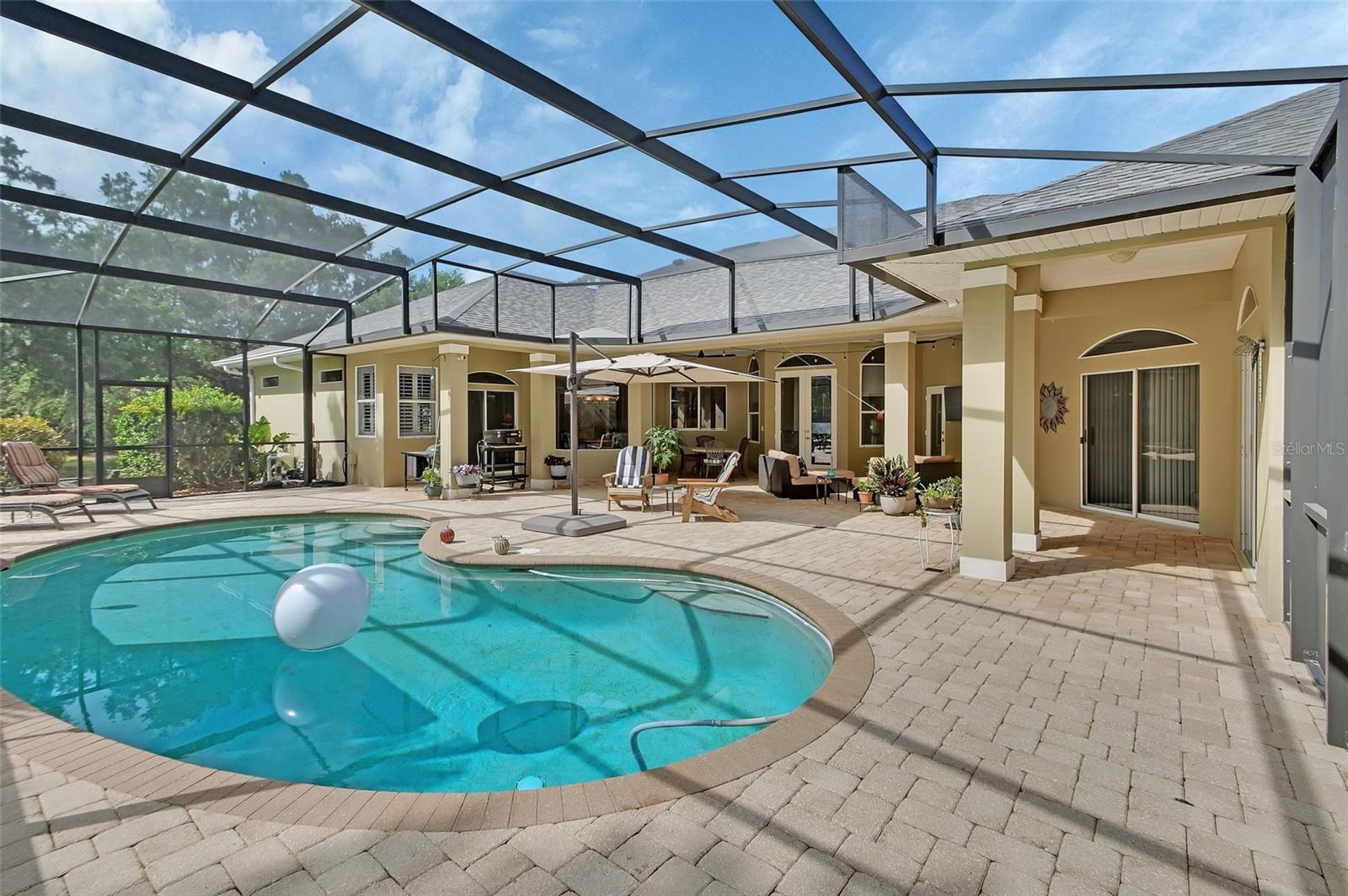 1661 TIMBER HILLS DRIVE