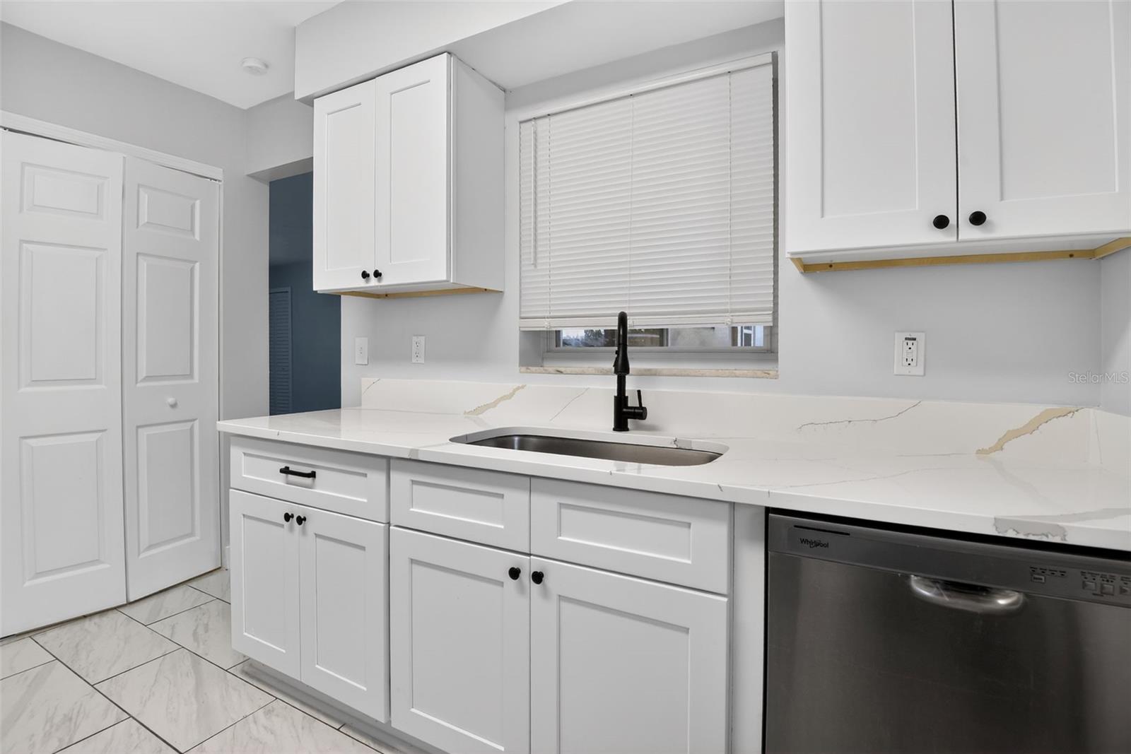 DELTONA LAKES UNIT 01 - Residential