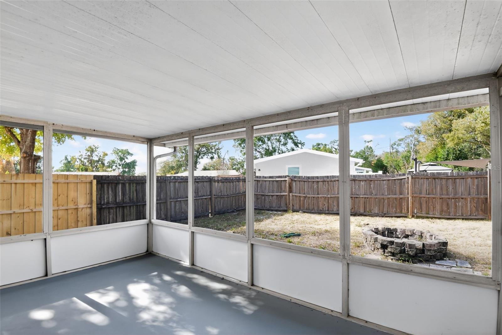 DELTONA LAKES UNIT 01 - Residential