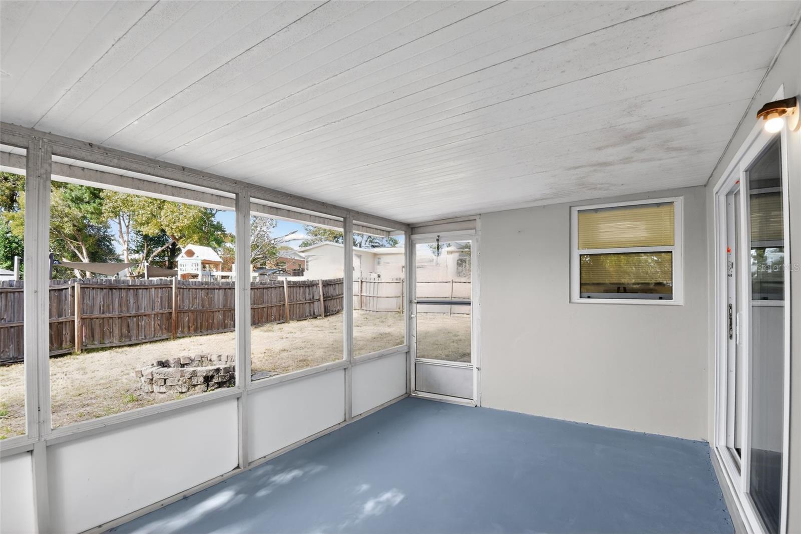 DELTONA LAKES UNIT 01 - Residential