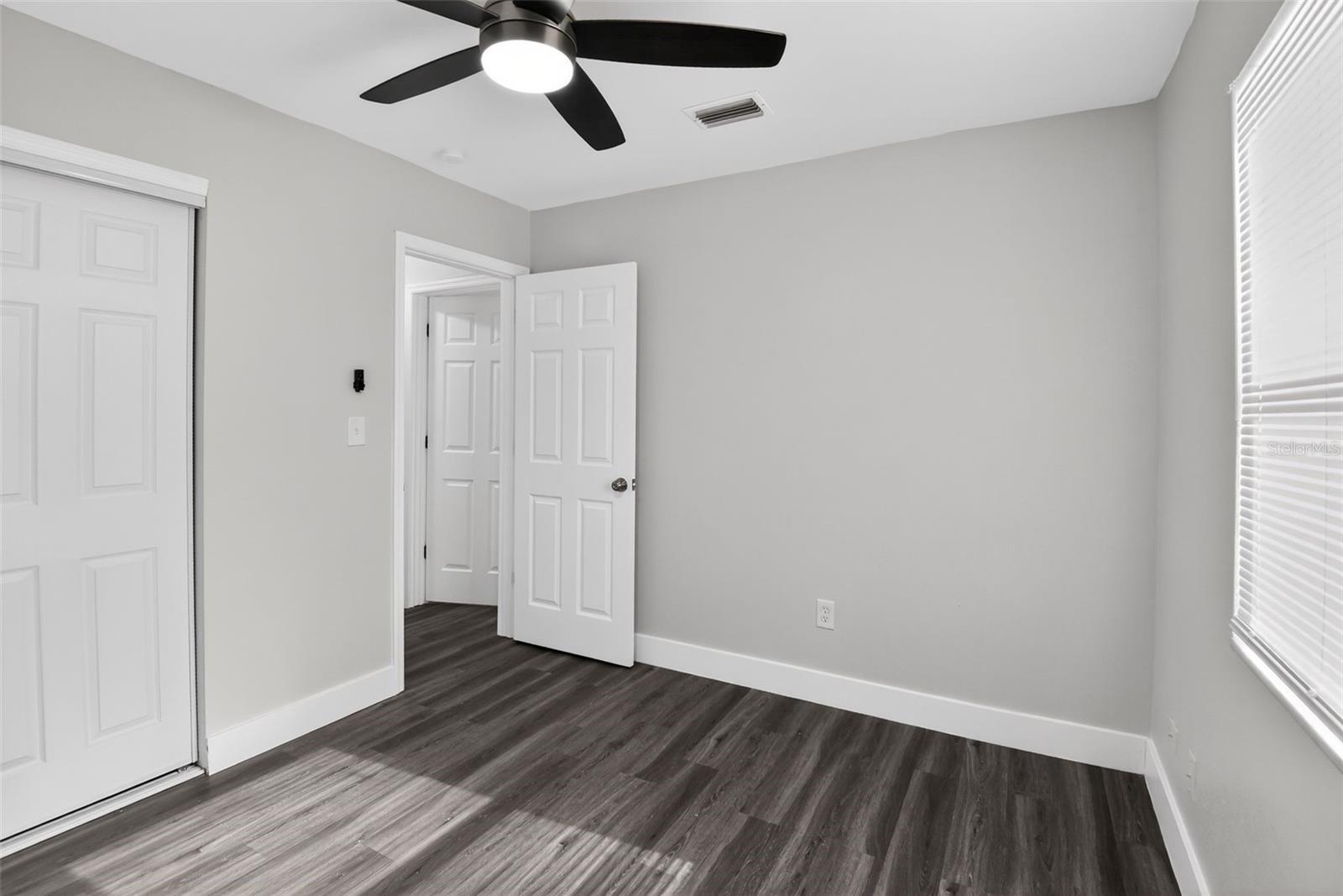 DELTONA LAKES UNIT 01 - Residential