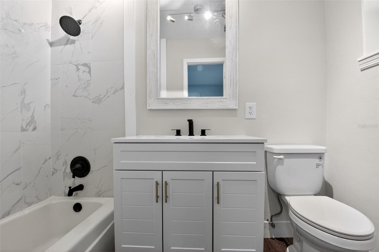 DELTONA LAKES UNIT 01 - Residential