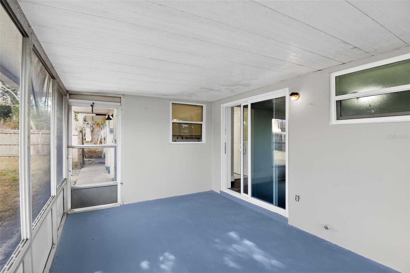 DELTONA LAKES UNIT 01 - Residential