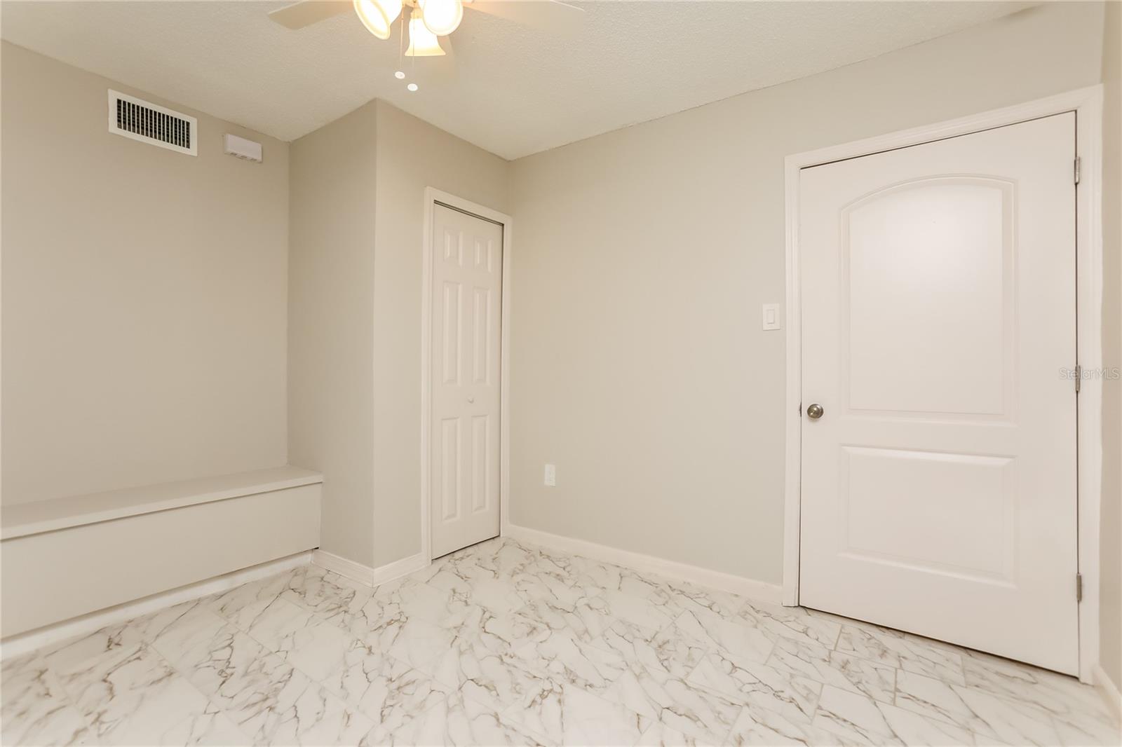 CRYSTAL SHORES - Residential Lease