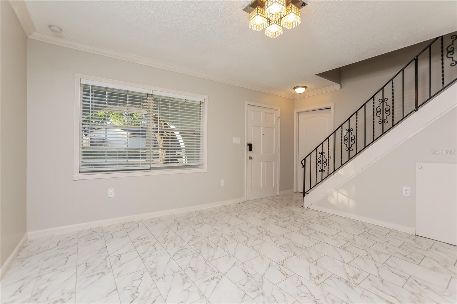 CRYSTAL SHORES - Residential Lease