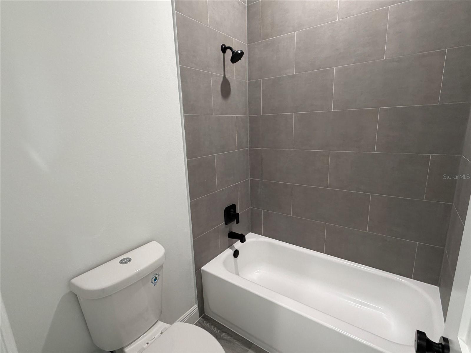 MARION OAKS UNIT 01 - Residential