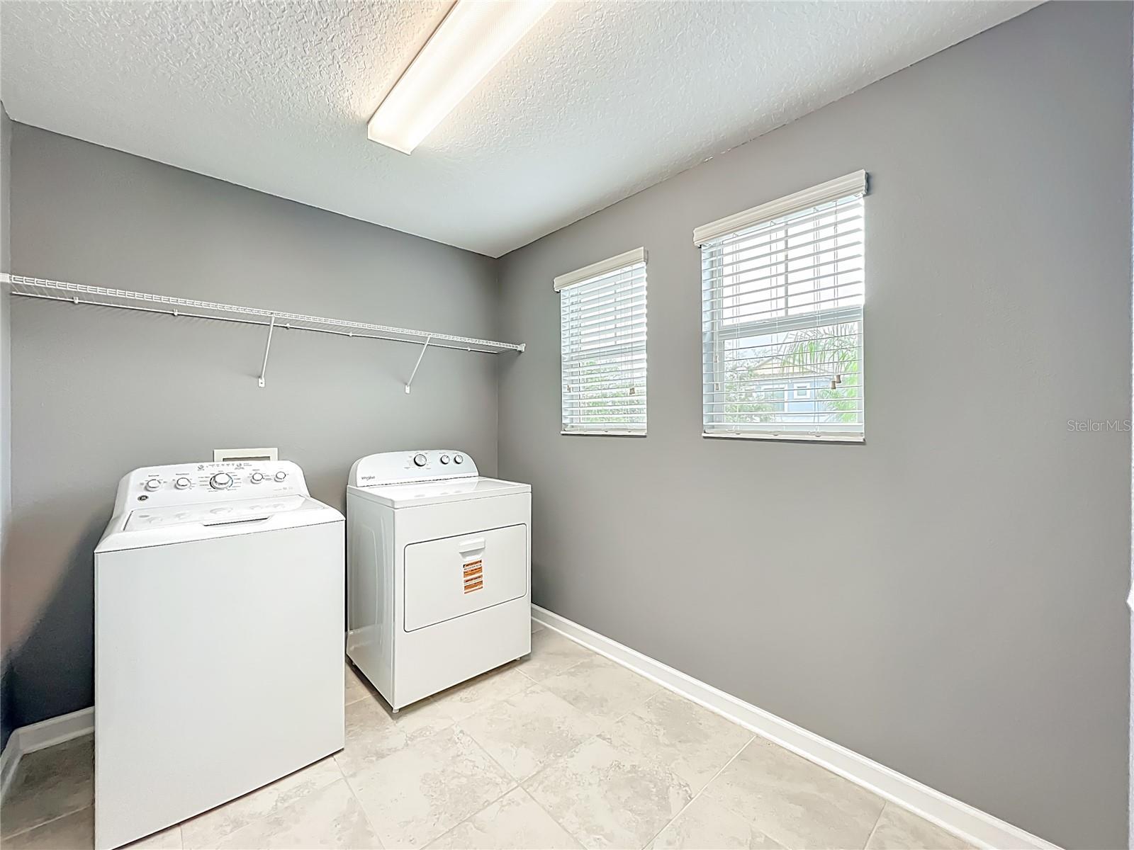 PANTHER VIEW - Residential