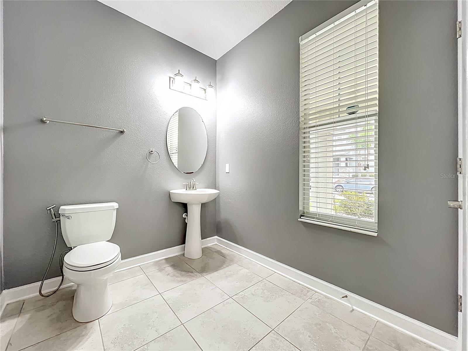 PANTHER VIEW - Residential