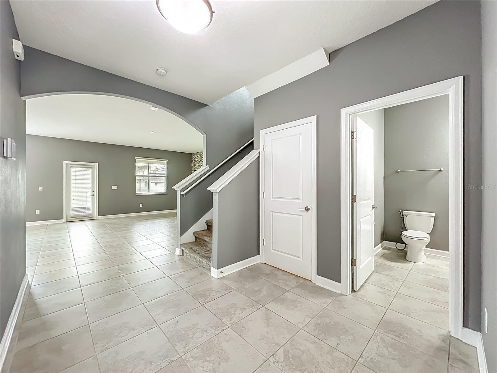 PANTHER VIEW - Residential