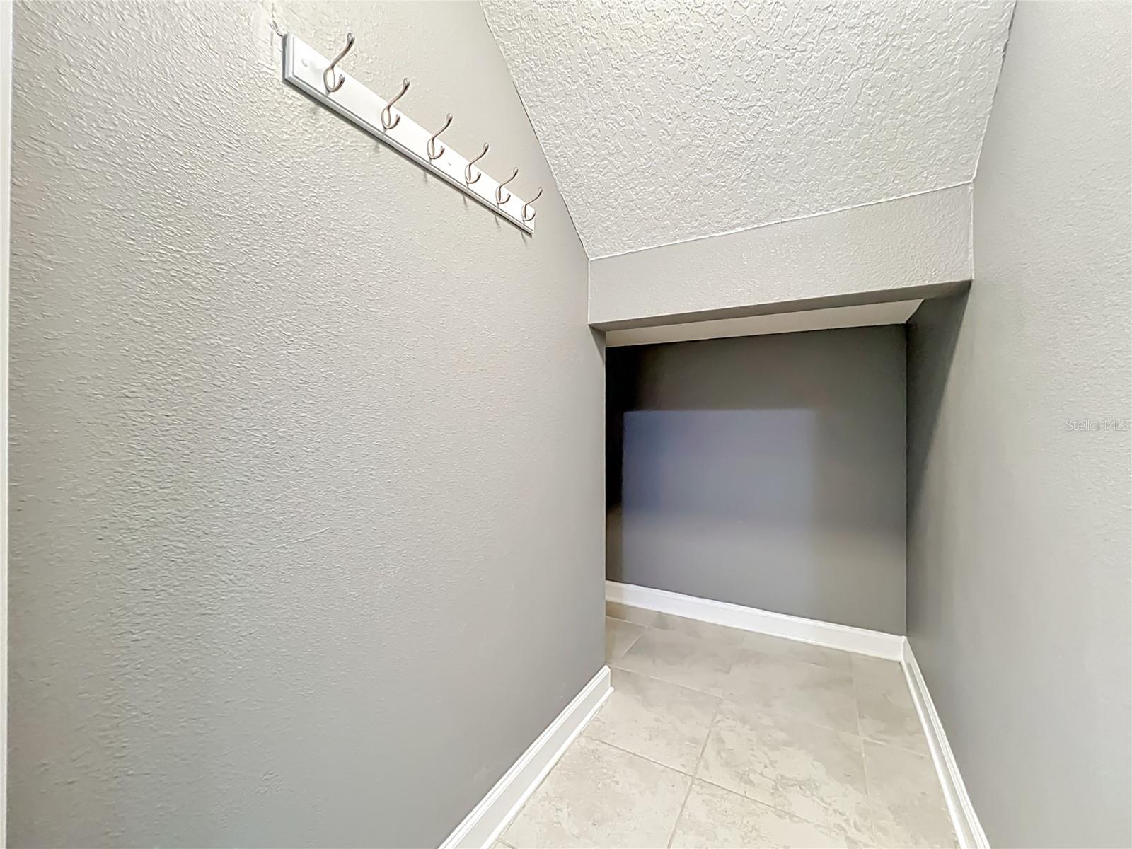 PANTHER VIEW - Residential