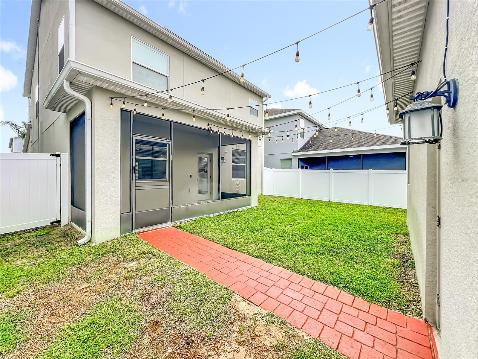 PANTHER VIEW - Residential