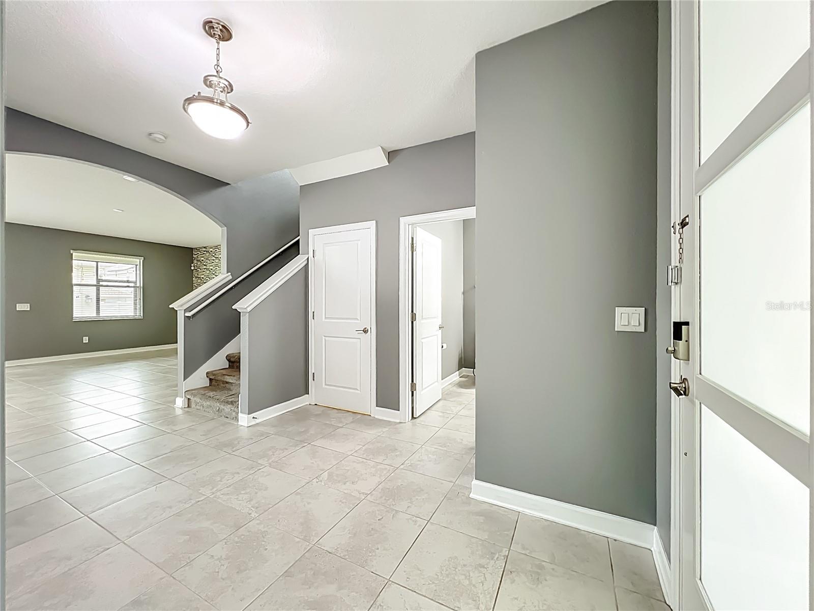 PANTHER VIEW - Residential