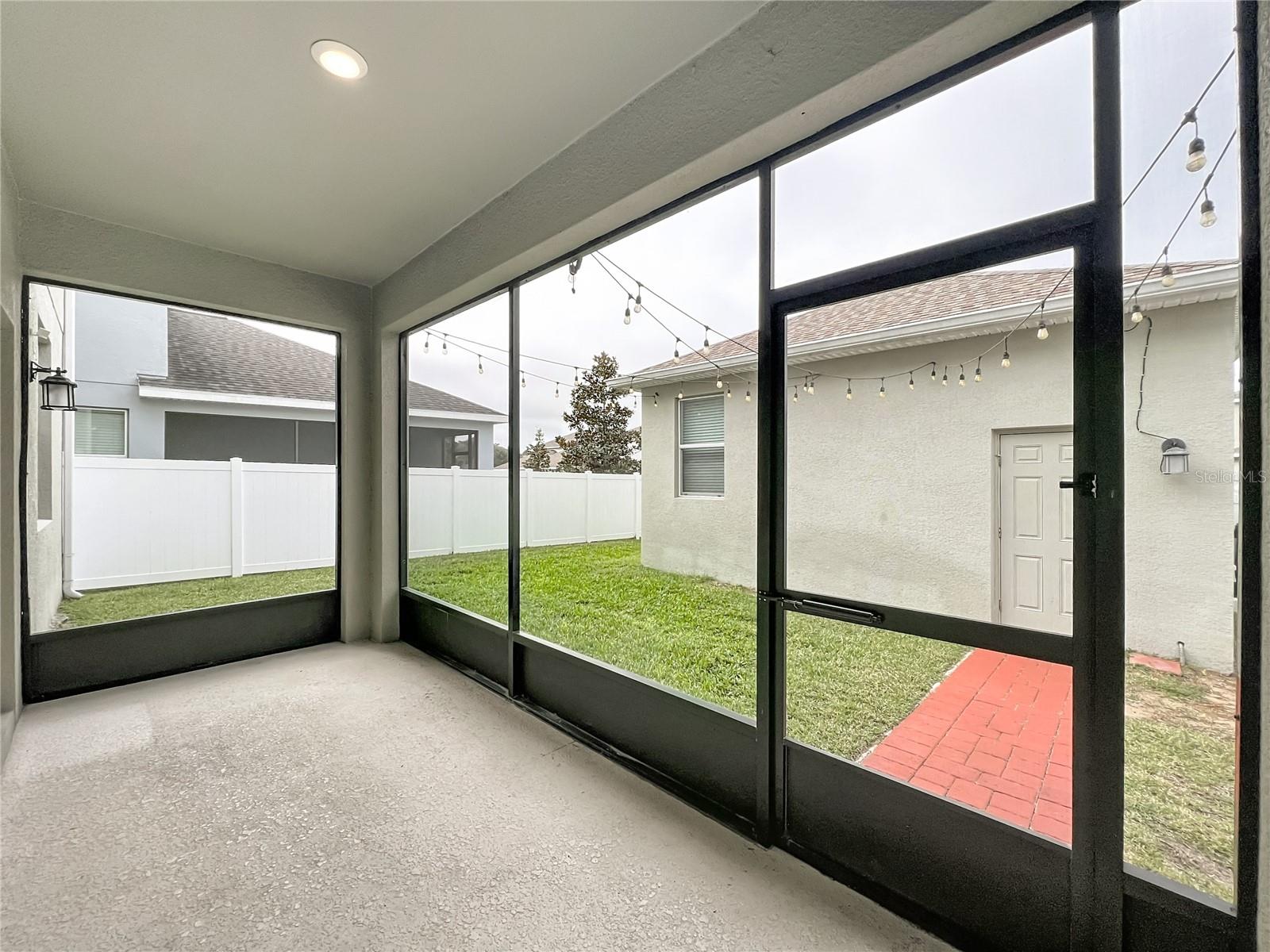 PANTHER VIEW - Residential