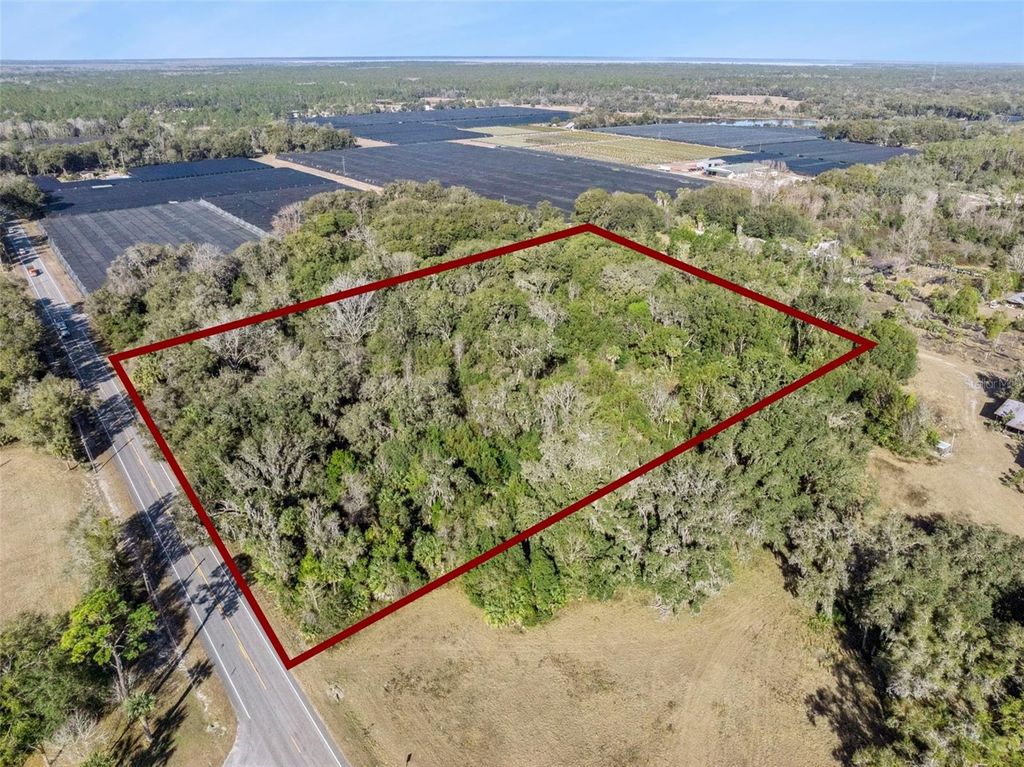 Photo of 1975 Stone Road, Pierson, FL 32180 (MLS # V4947295)