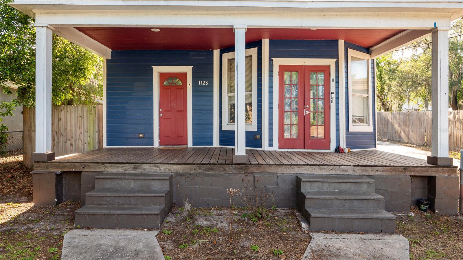 1128 STELLA AVENUE N