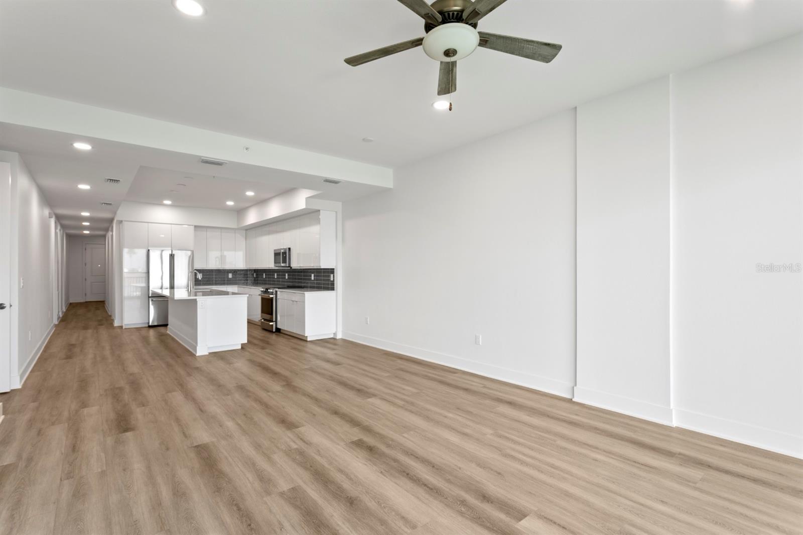 THE RESIDENCES AT TOWN CENTER - Residential