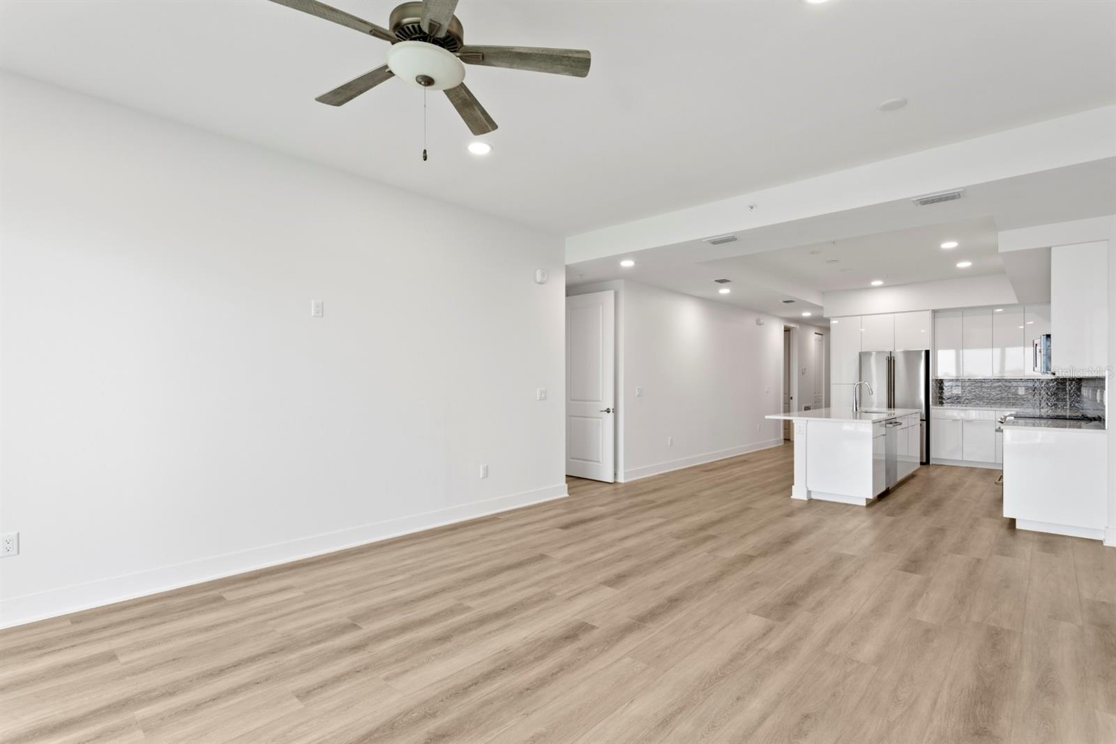THE RESIDENCES AT TOWN CENTER - Residential