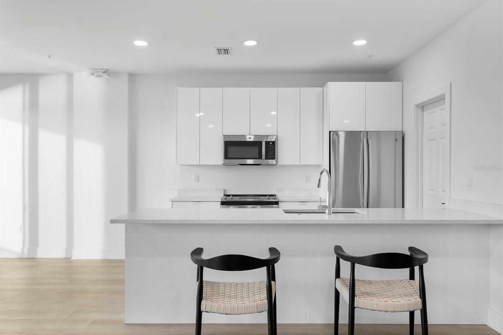 THE RESIDENCES AT TOWN CENTER - Residential