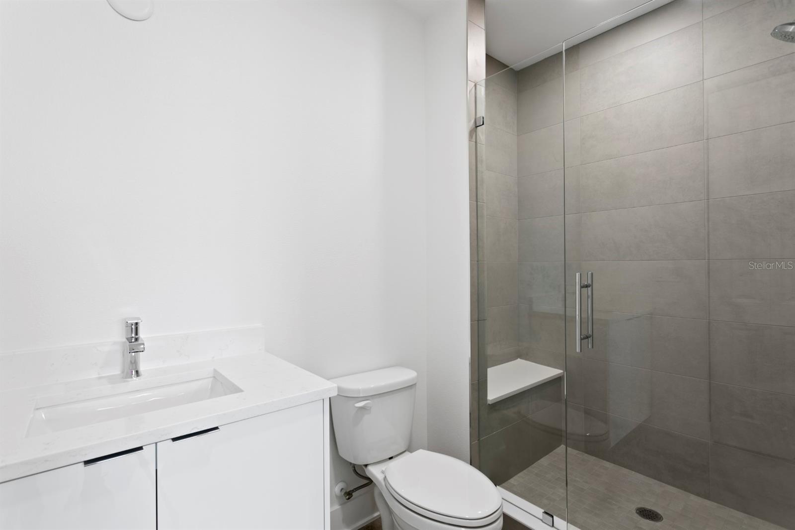 THE RESIDENCES AT TOWN CENTER - Residential