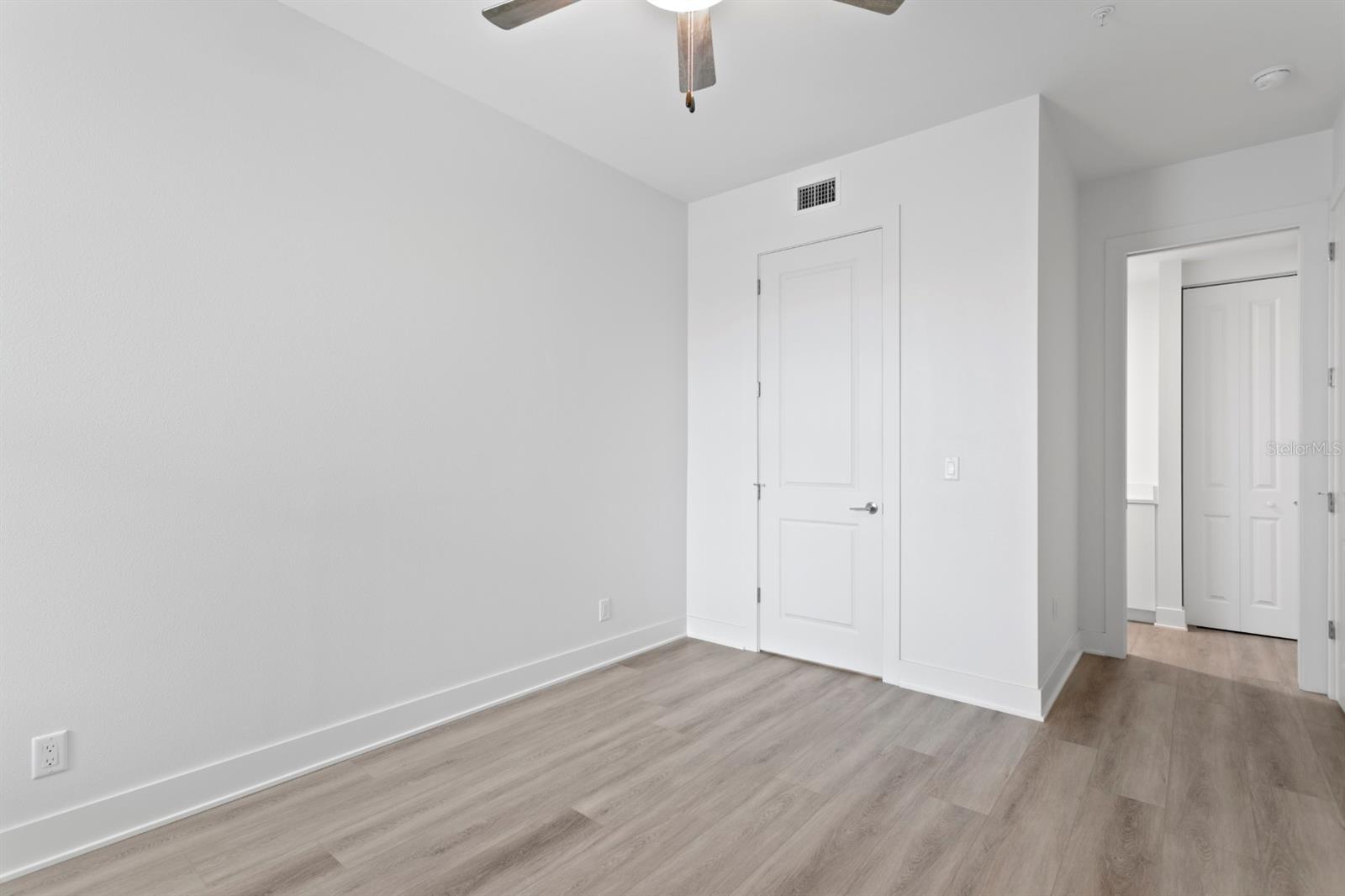 THE RESIDENCES AT TOWN CENTER - Residential
