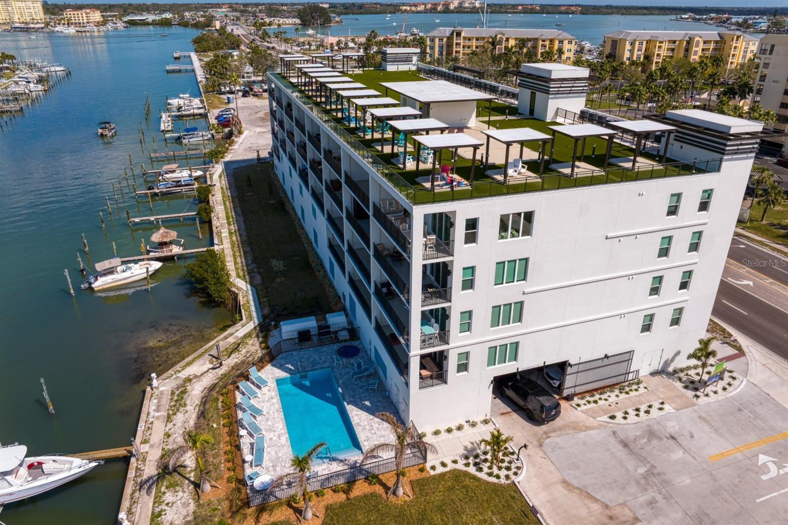 THE RESIDENCES AT TOWN CENTER - Residential