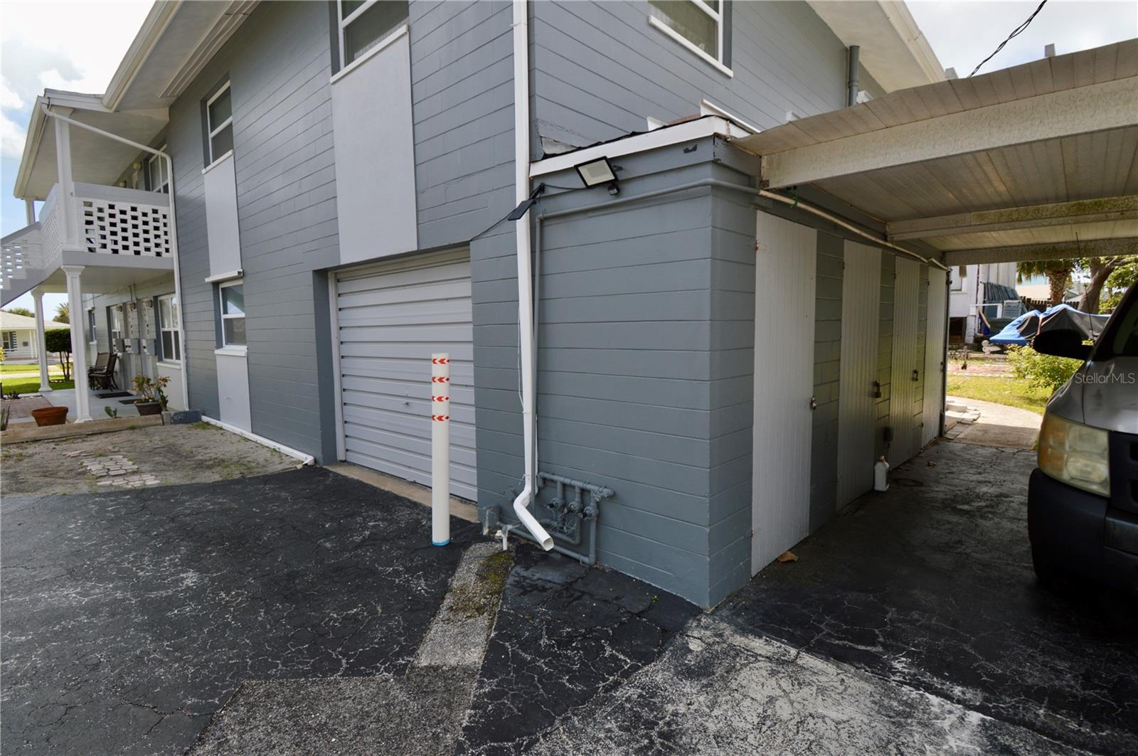 EAST DAYTONA - Residential Income